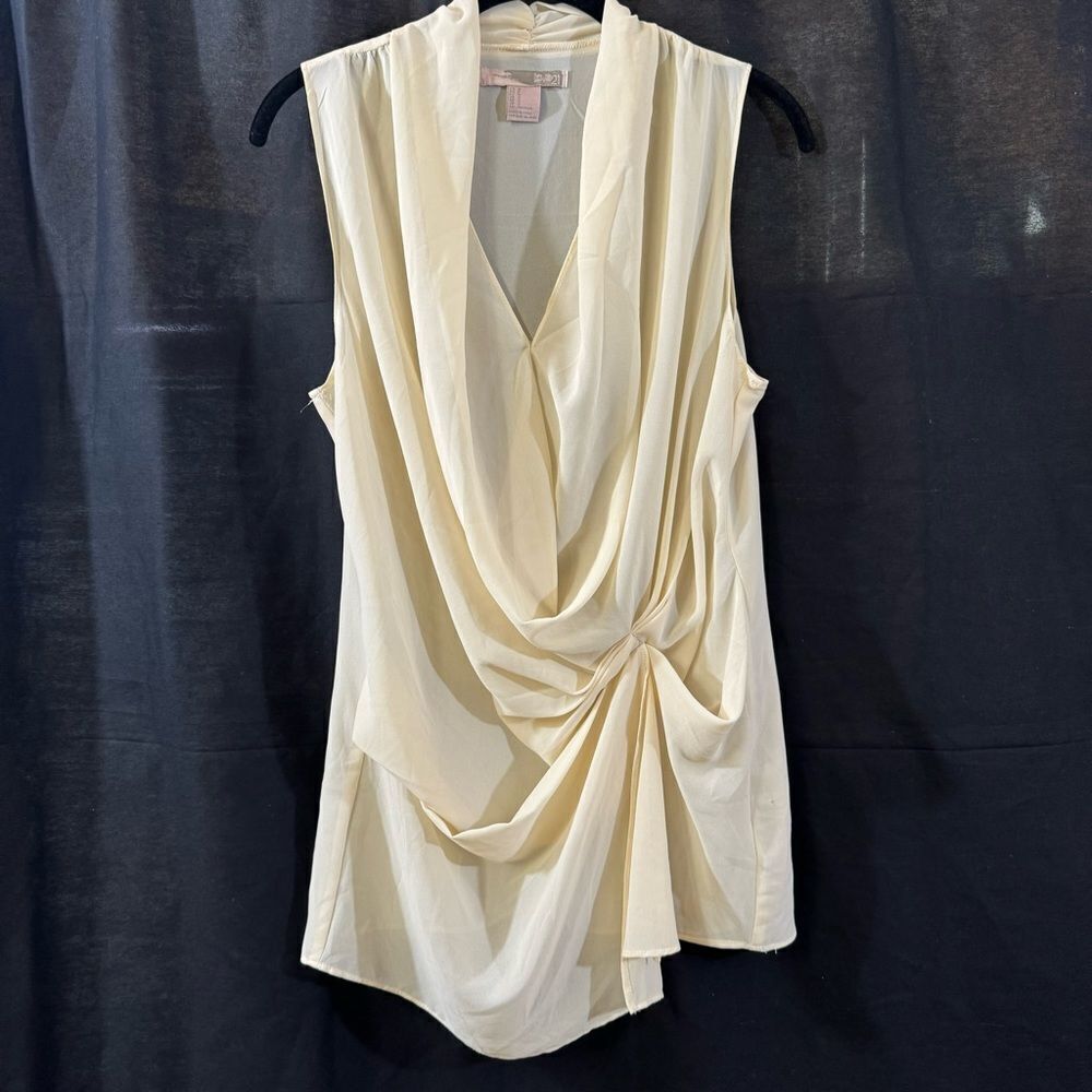 Love 21 (Forever 21) Women’s Asymmetrical Crepe Cream Draped Tank Blouse Sz S